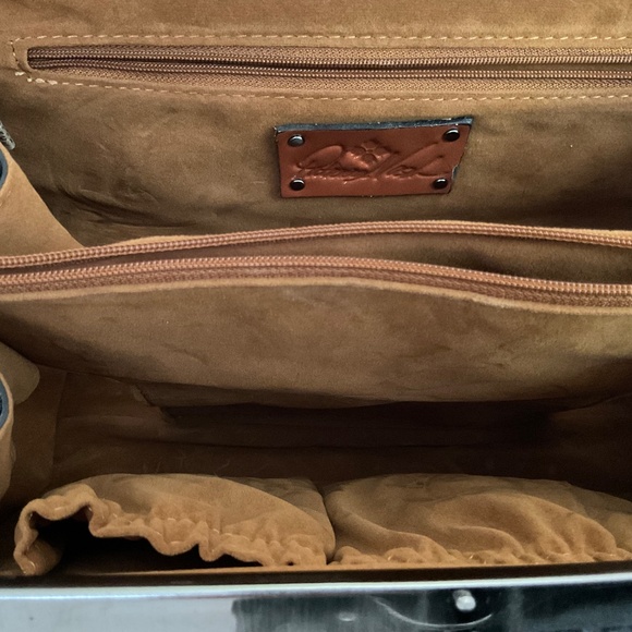 Patricia Nash Handbag - Picture 9 of 15